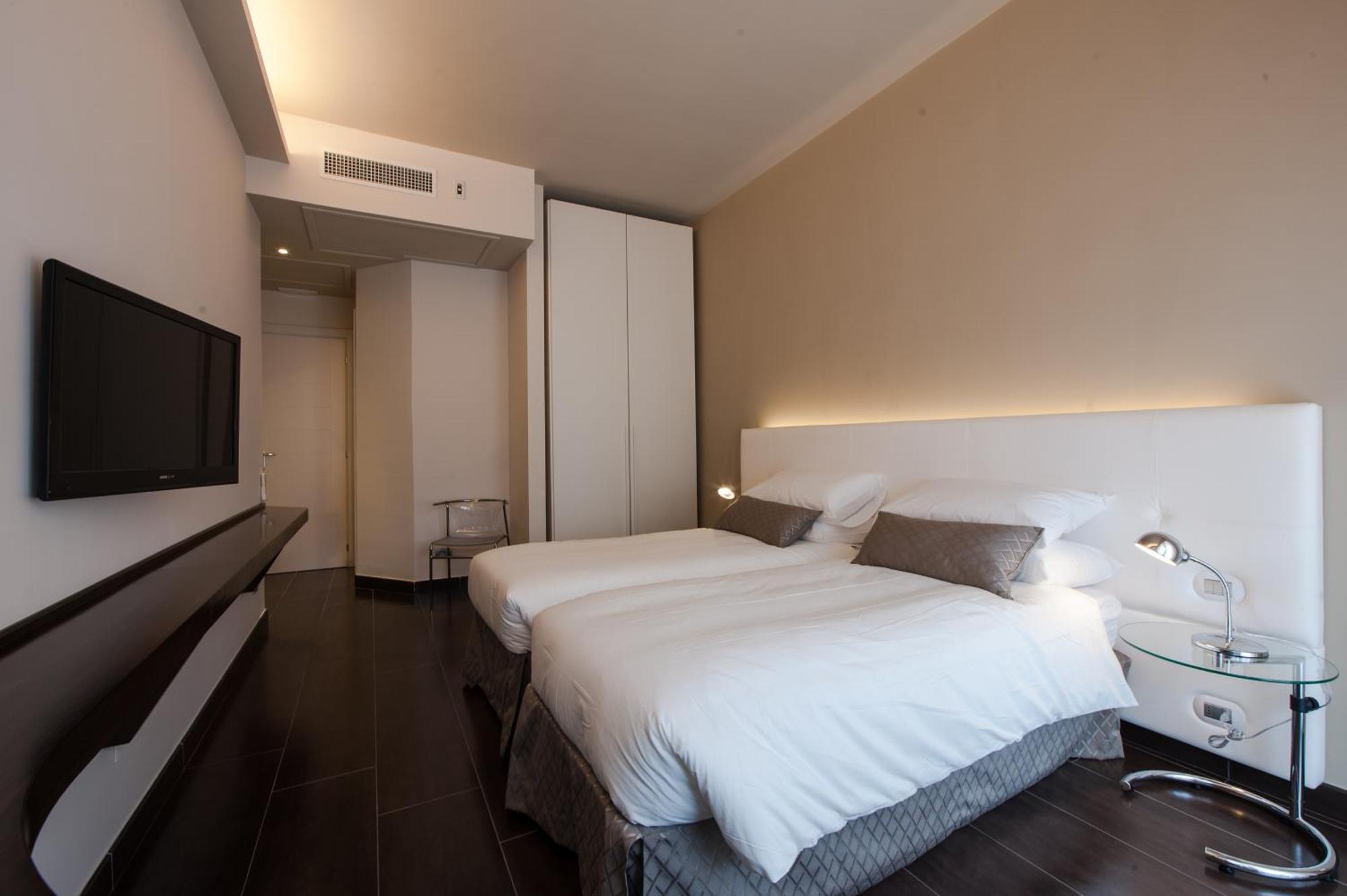 Triple Room,1216051024:JPEG